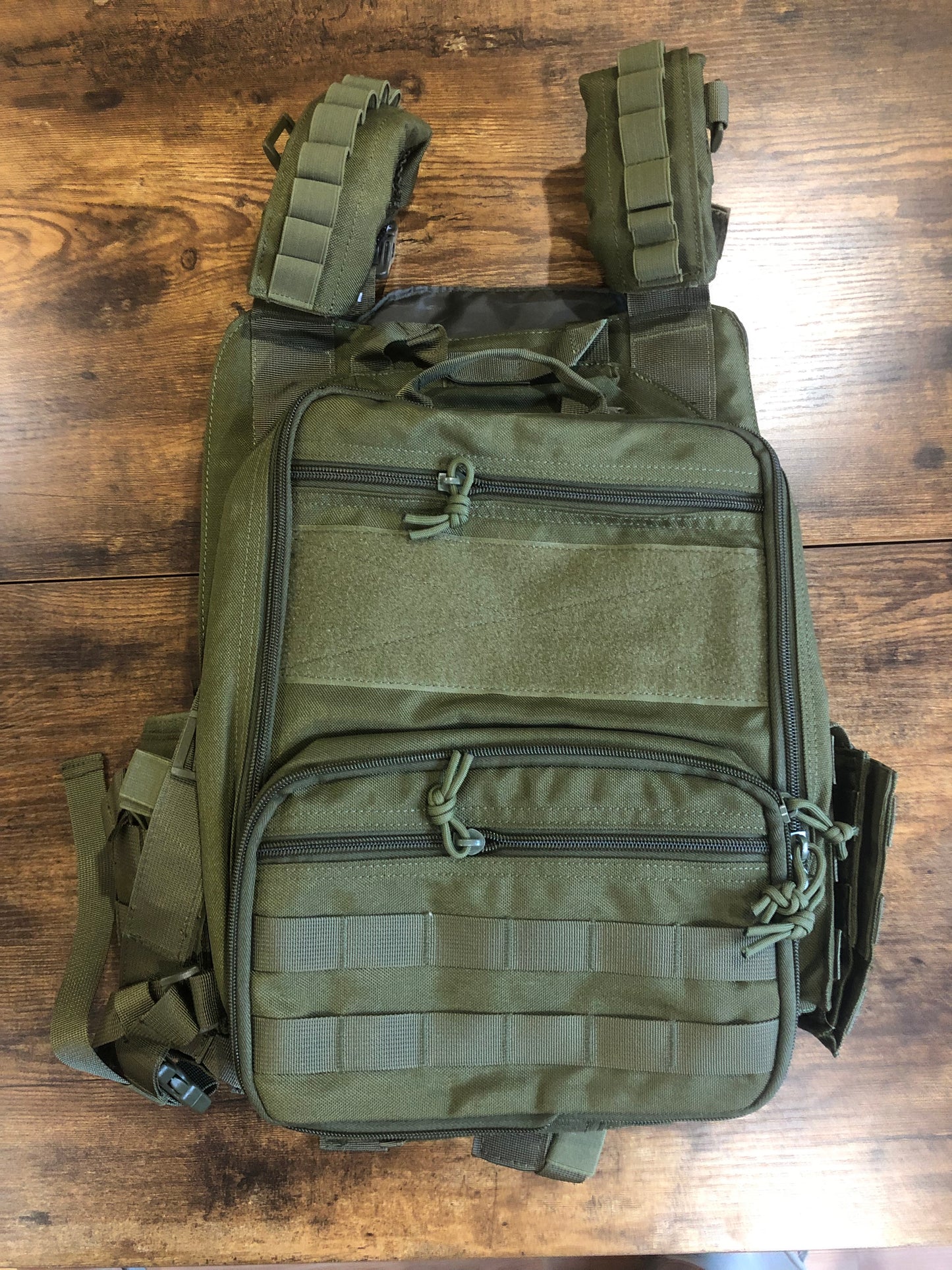 High Plate carrier with attachments fits 11 x 14 and 10 x 12 armor plates